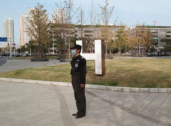 商場(chǎng)保安
